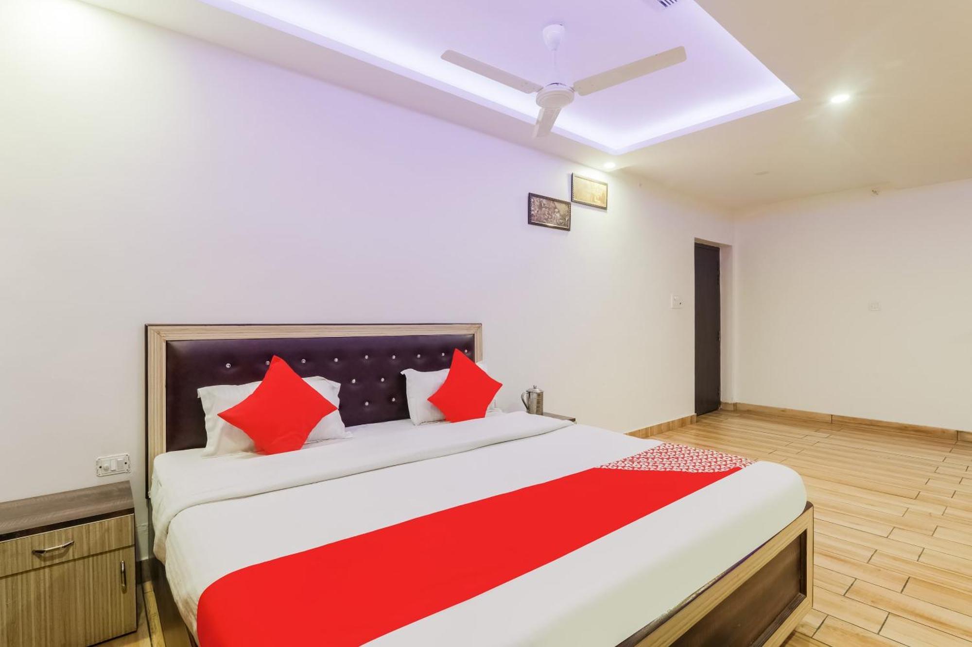 Hotel O The Maharaja Inn Lucknow Esterno foto